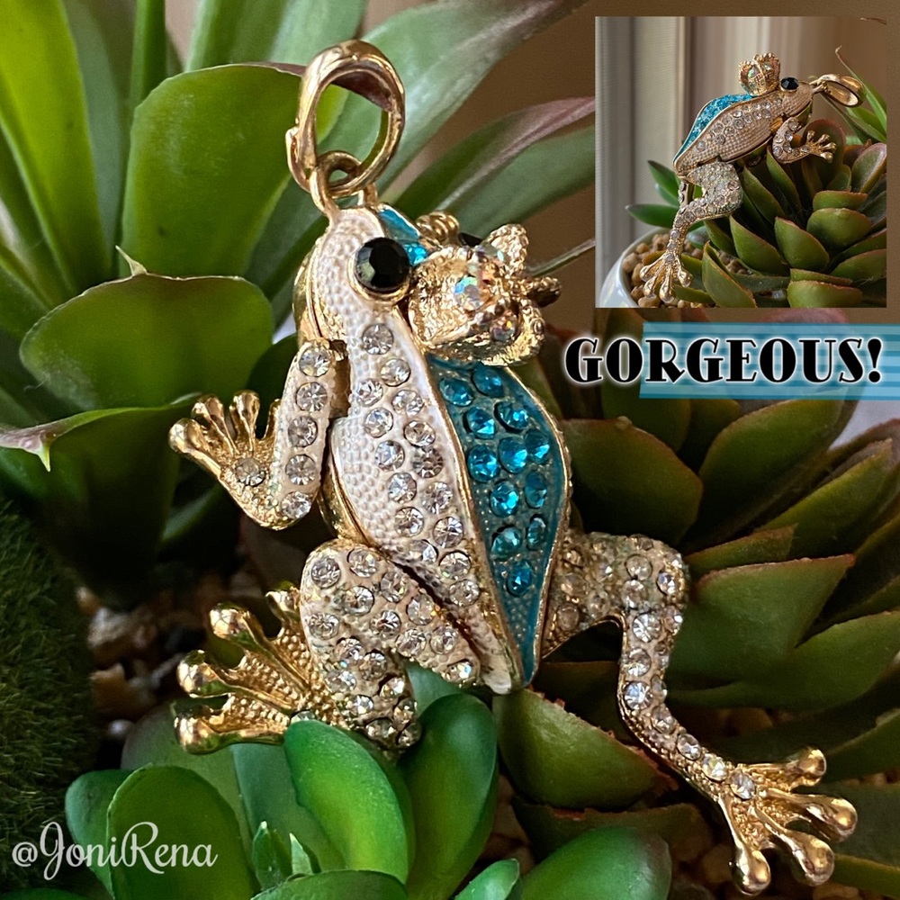 💎 FROG Prince/King Necklace Charm! BEAUTIFUL!! 💎